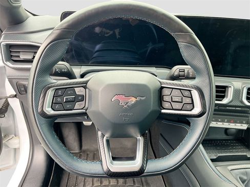 Used 2024 Ford Mustang GT Premium image 11