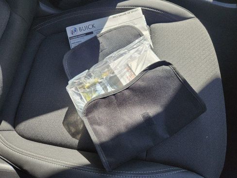 Used 2023 Buick Encore GX Select w/ Sport Touring Package image 15