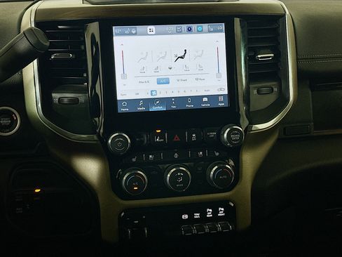 Used 2024 RAM 2500 Laramie w/ Safety Group image 24