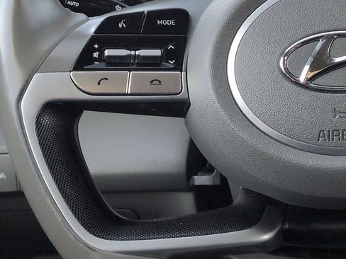 Used 2023 Hyundai Elantra SEL w/ Convenience Package image 24