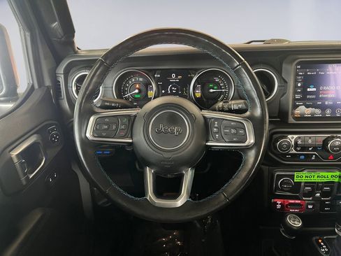 Certified 2022 Jeep Wrangler Unlimited Rubicon 4xe w/ Cold Weather Group image 16