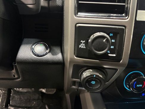 Used 2019 Ford F150 Lariat AWD/4WD image 36