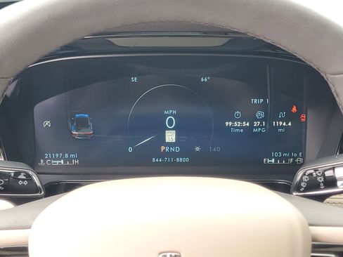 Used 2023 Lincoln Corsair AWD w/ Equipment Group 101A image 15