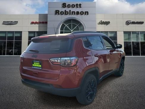 New 2026 Jeep Compass Latitude image 4