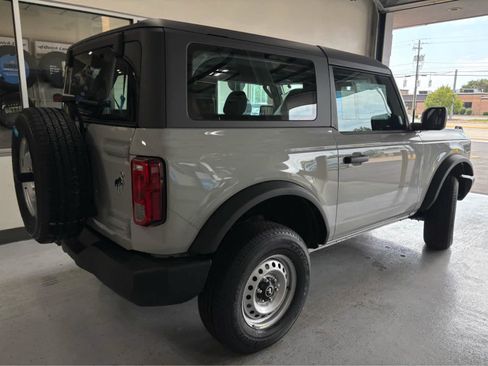 New 2026 Ford Bronco 2-Door AWD/4WD image 9