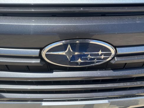 Used 2025 Subaru Forester Premium AWD/4WD image 11