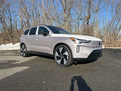 New 2026 Volvo EX90 Ultra