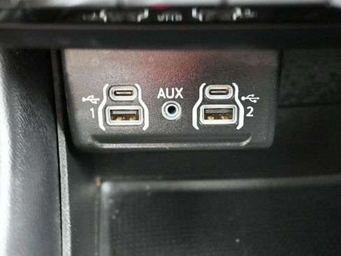Used 2025 Dodge Durango GT AWD/4WD image 13