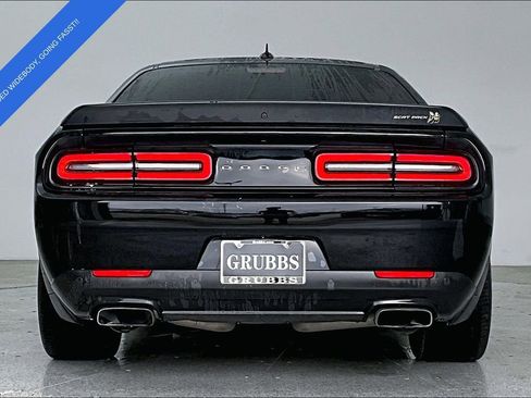 Used 2022 Dodge Challenger R/T Scat Pack image 6