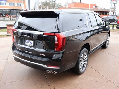 New 2026 GMC Yukon XL Denali w/ Denali Reserve Package AWD/4WD image 5