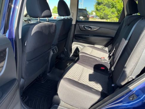 Used 2019 Nissan Rogue SV AWD/4WD image 25
