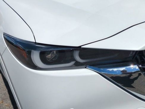 New 2025 MAZDA CX-5 Signature image 10