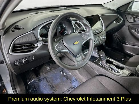 Used 2024 Chevrolet Malibu LT image 14