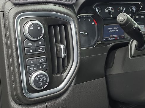 Certified 2019 GMC Sierra 1500 SLT w/ SLT Premium Plus Package AWD/4WD image 25
