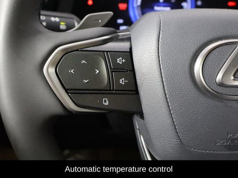 Used 2024 Lexus RZ 450e Premium w/ Technology Package AWD/4WD image 8