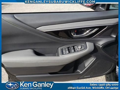 Certified 2025 Subaru Outback Onyx Edition AWD/4WD image 11