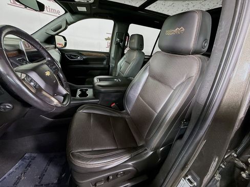 Used 2021 Chevrolet Tahoe High Country w/ Premium Package AWD/4WD image 28