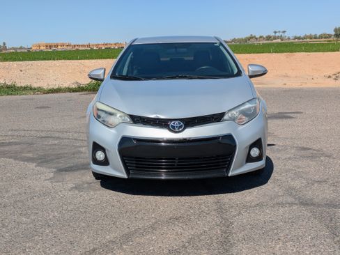 Used 2016 Toyota Corolla S image 8