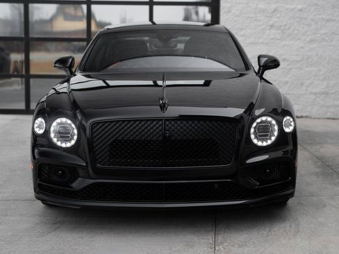 Used 2024 Bentley Flying Spur W12 image 12