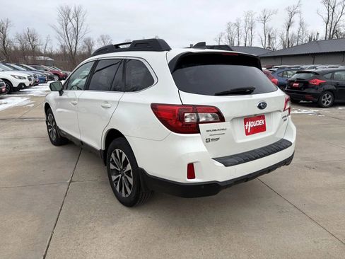 Used 2017 Subaru Outback 3.6R Limited image 5