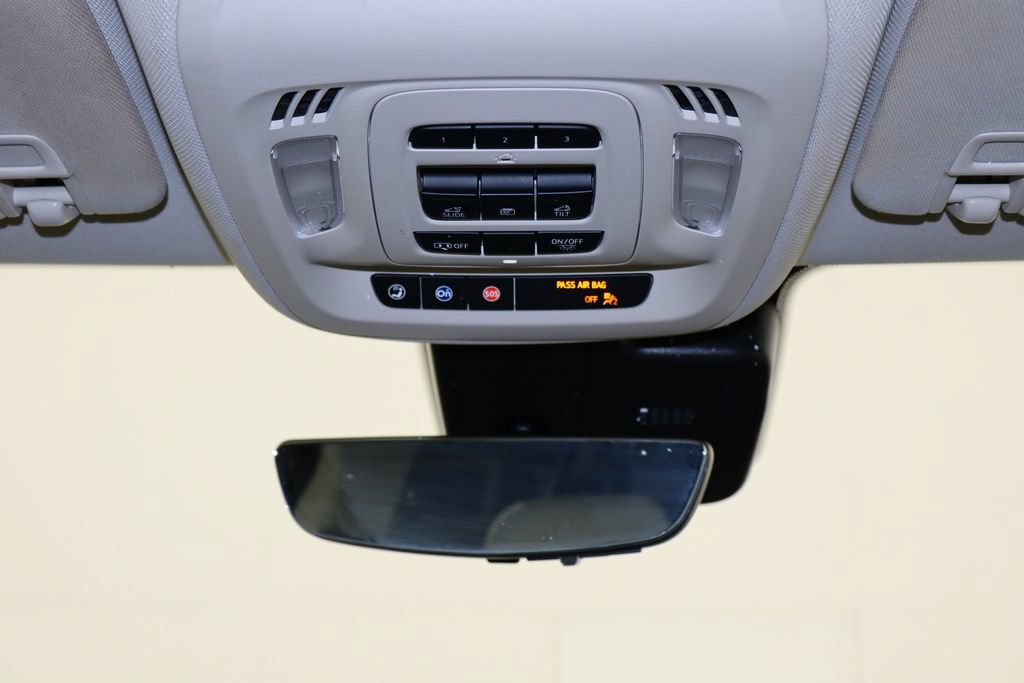Used 2023 Buick Envision Avenir FWD image 29
