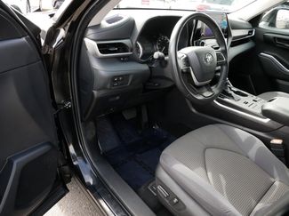 Certified 2024 Toyota Highlander LE video 2