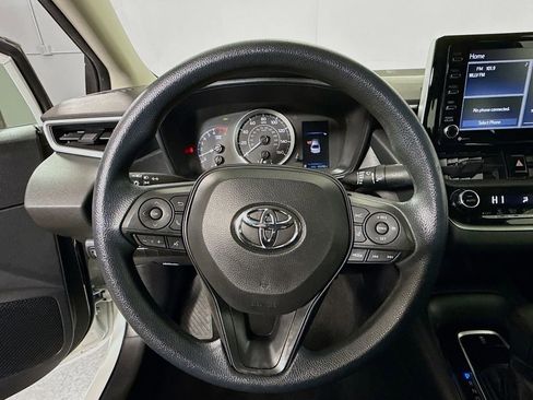 Certified 2021 Toyota Corolla LE image 11
