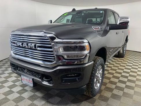 Used 2024 RAM 2500 Laramie image 2