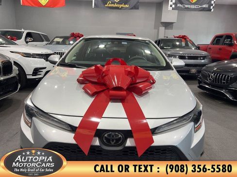 Used 2020 Toyota Corolla LE FWD image 9