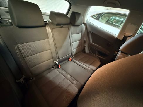 Used 2012 Volkswagen Golf 2-Door image 14