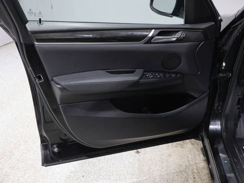 Used 2017 BMW X3 xDrive28i image 12