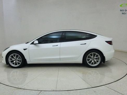 Used 2022 Tesla Model 3 Long Range AWD/4WD image 67