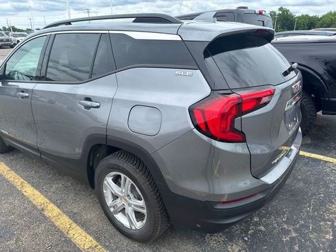 Used 2019 GMC Terrain SLE w/ Driver Convenience Package FWD image 13