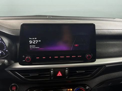 Used 2023 Kia Forte GT-Line w/ GT-Line Technology Package FWD image 13
