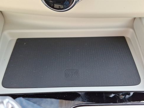 New 2026 Volvo XC60 B5 Ultra w/ Protection Package Premier image 19