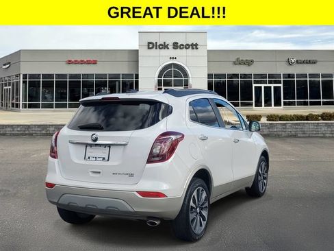Used 2021 Buick Encore Preferred AWD/4WD image 5