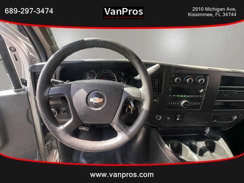 Used 2016 Chevrolet Express 2500 LS RWD image 10