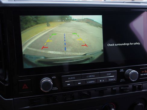 Used 2026 Nissan Frontier SV image 26