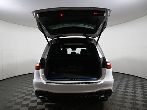 New 2026 Mercedes-Benz GLS 450 4MATIC image 31