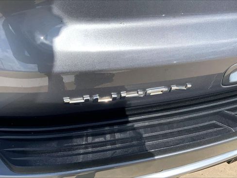 Used 2021 GMC Yukon Denali w/ Denali Ultimate Package image 10