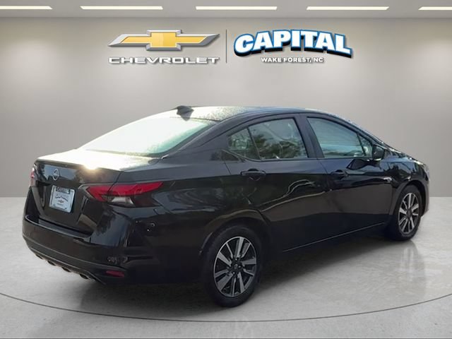 Used 2025 Nissan Versa SV FWD image 5