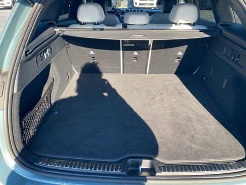 Used 2025 Mercedes-Benz GLC 300 4MATIC image 39