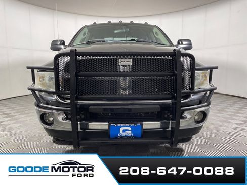 Used 2005 Dodge Ram 3500 Truck SLT image 3