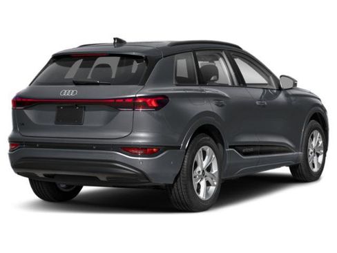 Used 2025 Audi Q6 e-tron Premium Plus w/ Premium Plus AWD/4WD image 2