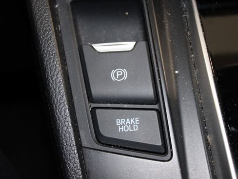 Used 2019 Honda CR-V LX image 27