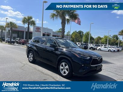 Used 2024 Toyota Highlander LE