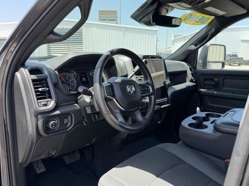 Used 2025 RAM 2500 Tradesman AWD/4WD image 15