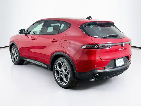 Used 2024 Alfa Romeo Tonale Veloce AWD/4WD image 5