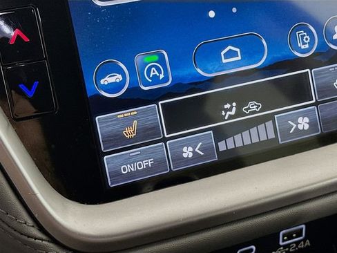 Used 2024 Subaru Outback Premium image 20