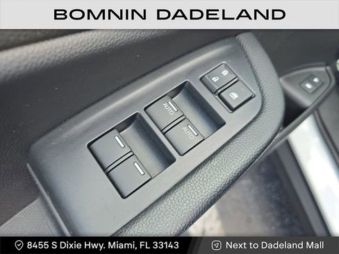 Used 2022 Honda Pilot TrailSport image 16